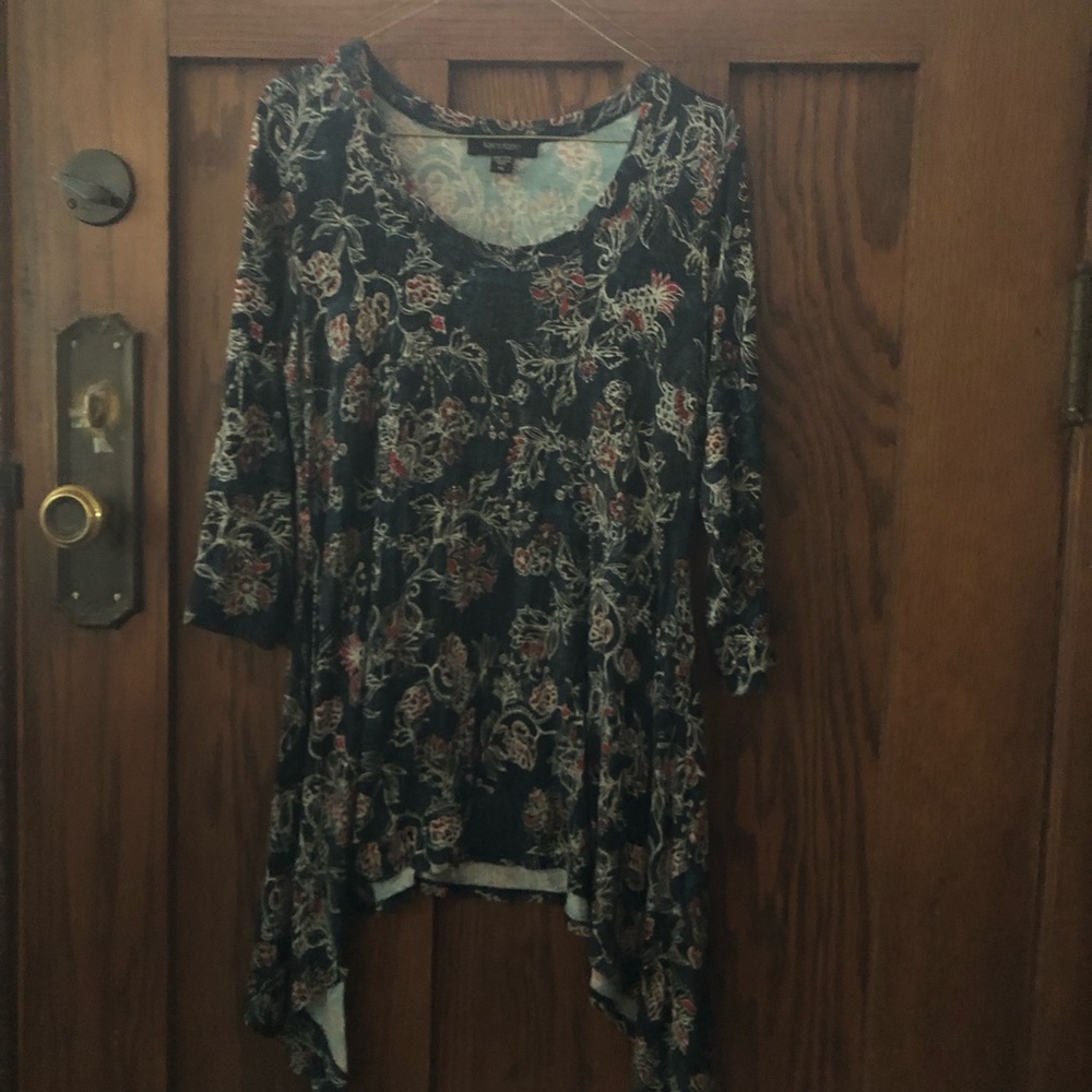 Handkerchief hem print jersey top